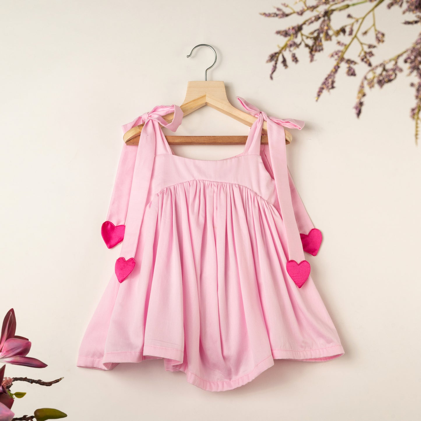 HEART TIE-UP DRESS PINK