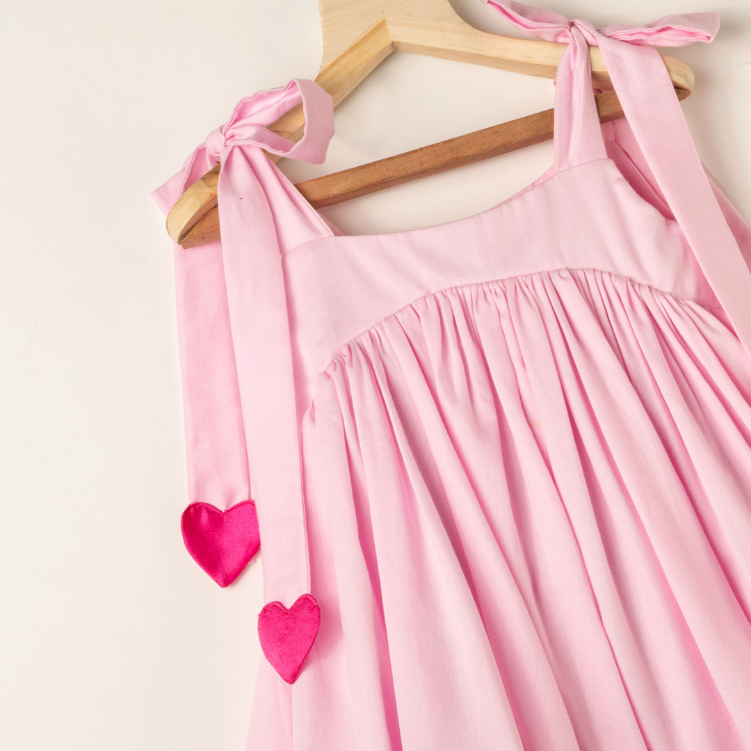 HEART TIE-UP DRESS PINK