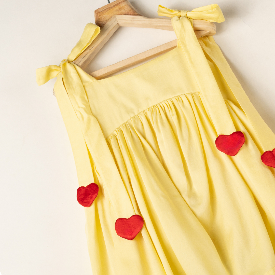 HEART TIE-UP DRESS YELLOW