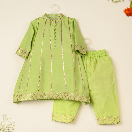 Mehaka Kurta and Pants
