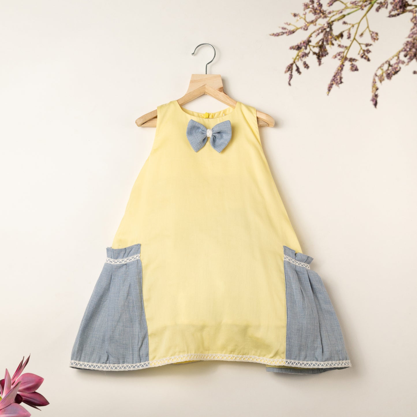 POCKET DRESS YELLOW